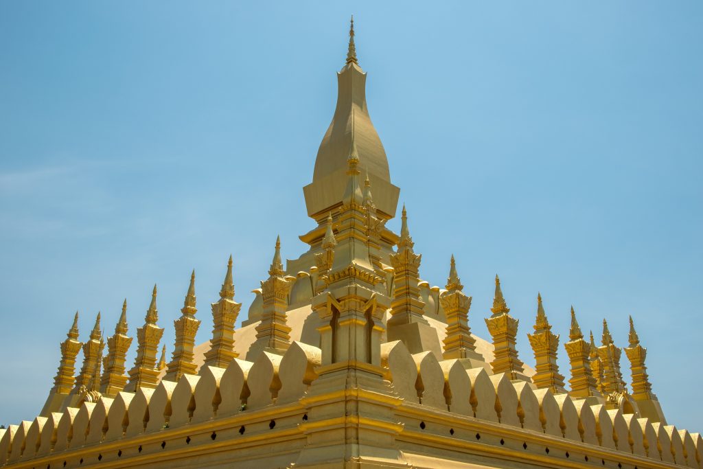 Stupa doré du Pha That Luang à Vientiane au Laos
