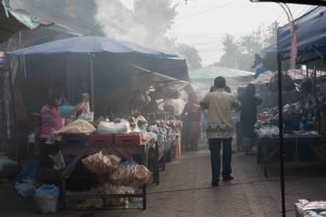 marché du matin à luang prabang